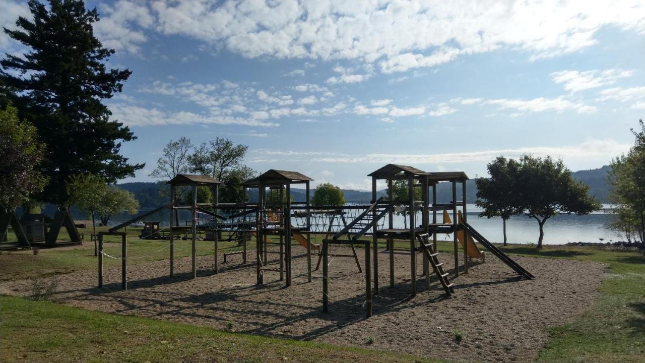 Camping Le Caussanel Hotel Canet-de-Salars Екстериор снимка