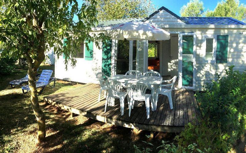 Camping Le Caussanel Hotel Canet-de-Salars Екстериор снимка